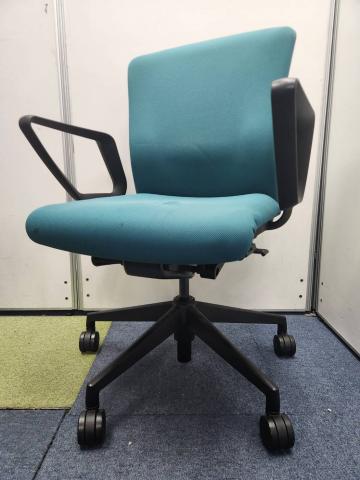 【中古】エルフィ  ウチダ（UCHIDA) 肘付ミドルバックチェア