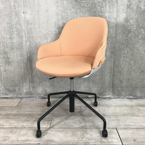 電動昇降座椅子　コクヨファーニチャー　　中古品 電動昇降座椅子 コクヨファーニチャー 中古品