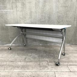 【2名様でのご利用におすすめ！天板跳ね上げ式で収納スペースの節約を！】■イトーキ（ITOKI）　リリッシュ（LILISH）　サイドスタックテーブル　W1500㎜　■ホワイト　■幕板付き【キャスター付きで移動も楽々！】