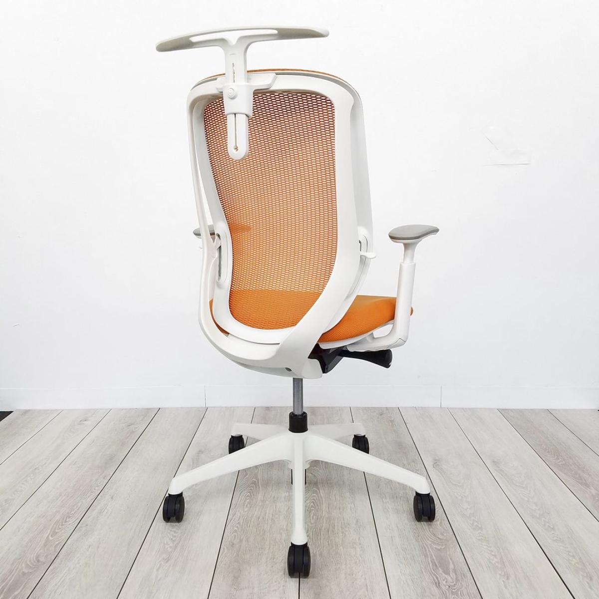 bm　オカムラ　シルフィーチェア　前傾機能　ハイバック　メッシュタイプ　中古 中古】シルフィーメッシュ オカムラ/okamura 肘付ハイバック