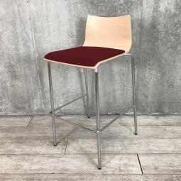 【関東倉庫在庫品】【デザイン性に優れたカウンターチェア！】■ウチダ（UCHIDA）製　RBK-2　ハイタイプ　カウンターチェア　　■座面パッド付　■座：レッド　本体：ナチュラルファインウッド　【弊社使用欄：A01014888】【ECBMC】