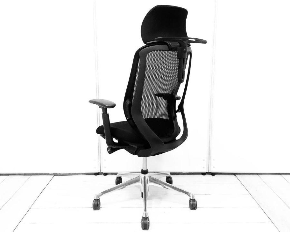 bl　オカムラ　シルフィーチェア　前傾機能　ハイバック　メッシュタイプ　中古 中古】シルフィーメッシュ オカムラ/okamura 肘付ハイバック
