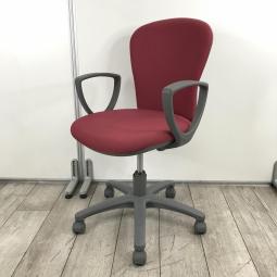 【ふっくらクッションが心地良い！コスパ抜群のコンパクトチェア！】■コクヨ（KOKUYO）製　レグノ2チェア　肘付ローバック　■サークル肘　■マルーン（レッド）×グレーシェル