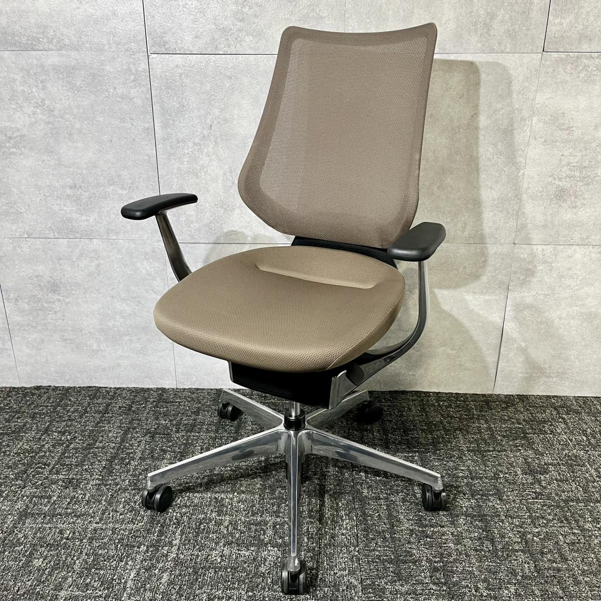 【★座面が360度動きます★】◆コクヨ/イング　ing　健康　人気　家具　リユース　九州最大級《オフィスバスターズ福岡博多店は、福岡を拠点として、日本全国へ中古オフィス用品・オフィス家具を提供しております》
                        イング バーチカル アルミ
                                    中古
            