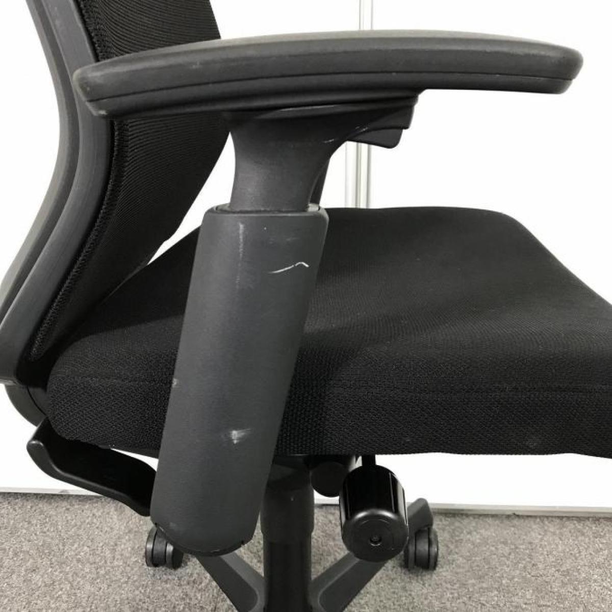 中古】エスクード C497ZR 6802 オカムラ/okamura 肘付ハイバック