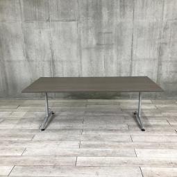 【幅2100㎜・シックな印象の大型テーブル！】■コクヨ（KOKUYO）　JUTO（ジュート）　ミーティングテーブル　■W2100×D1000mm　■天板ブラウン　T字脚