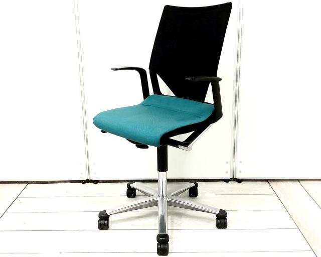 【中古】モダス 273-51-02 Wilkhahn（ウィルクハーン） 肘付ミドルバックチェア