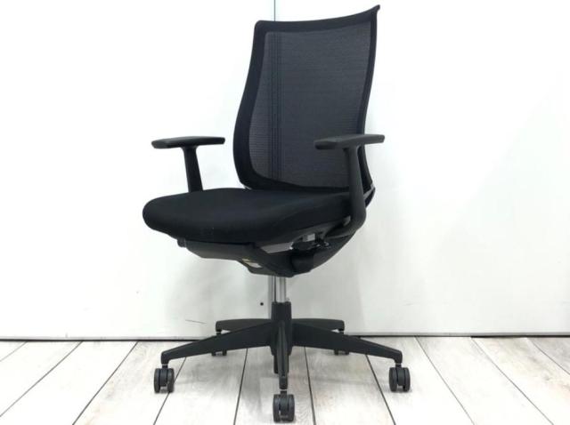 【中古】ベゼル 樹脂脚  コクヨ（KOKUYO） 肘付ハイバックチェア