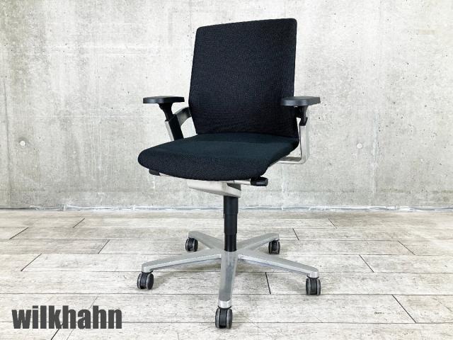 【中古】ONチェア  Wilkhahn（ウィルクハーン） 肘付ミドルバックチェア