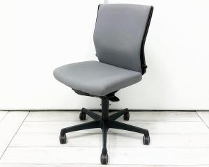 中古】エスクード オカムラ/okamura 肘無ローバックチェア 554169