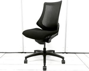 ワークチェア ハイバック ブラックボディ アームレストなし ハンガーなし ・ITOKI/イトーキ ◆F/エフ ※横浜本店撮影画像※