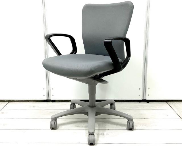 【中古】カロッツァチェア CK43GR-FS12 オカムラ（okamura） 肘付ローバックチェア