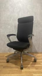 【関西倉庫在庫品】■イトーキ製 エピオス エクストラハイバックチェア ■ブラック ■固定肘(サークル肘)