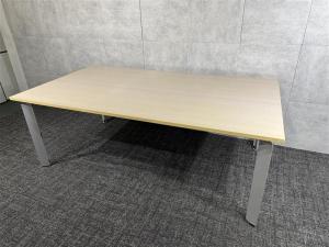 【倉庫在庫品】オカムラ製の大型会議テーブル【DL-6シリーズ】が限定1台ご案内可能です！　＊福岡市拠点の「オフィスバスターズ福岡南店」は、福岡はもちろん、岡山・広島エリアにも対応しています。中古オフィス家具・チェア・デスク・複合機など一式手配可能。各地に特化した在庫とワンストップ対応で、起業・移転・レイアウト変更にしっかり対応し、岡山・広島でも安心の選択肢をご提供します。＊