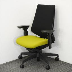 コクヨ製　デュオラ　鮮やかなイエローグリーン色　可動肘付き　【T1】【外部倉庫在庫品】