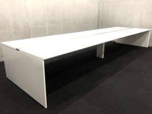 【倉庫在庫品】【固定席を持たない働き方に！今流行りのフリーアドレスデスク！！】■オカムラ製　プロユニットフリーウェイ　　■4~6人用　■W3600×D1400×H720　■ホワイト天板　■オフィスバスターズ東大阪店
