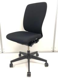 【コスパ抜群!】■デザイン良し!機能良しの国内メーカー品! ■イトーキ/フルゴ/ブラック/肘無