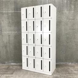 【省スペースに多人数分ご利用頂けます！】■イトーキ　イフスシリーズ　20人用パーソナルロッカー　4列5段収納　投函口付　ダイヤル錠　ホワイト　非常解除キー無【ITOKI　iffus】