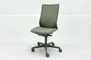 【外部倉庫在庫品】大量入荷 ワークチェア 肘なし ホワイトフレーム ライトグレー Okamura/オカムラ フル―エント/Fluent【OI】