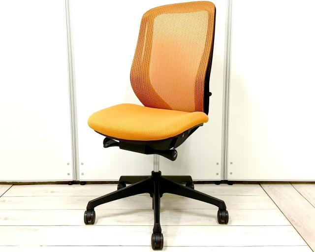 【中古】シルフィーメッシュ C635XR-FMR8 オカムラ（okamura） 肘無ハイバックチェア