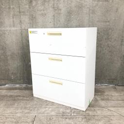 【書類を一気に収納！大型取っ手で開け閉めしやすい！】■ウチダ（UCHIDA）製　HSシリーズ　3段ラテラル書庫　ローキャビネット　■ホワイト　■ベース付き　■シリンダー錠　※日焼けあり【2510】弊社使用欄【A01041701】