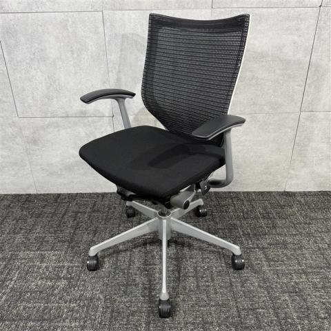 【中古】バロンチェア  オカムラ（okamura） 肘付ローバックチェア