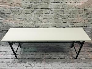 【会議やセミナーなどにおすすめ】　■井上金庫/OMT-1845シリーズ　■ホワイトカラー　■折り畳みテーブル　■W1800