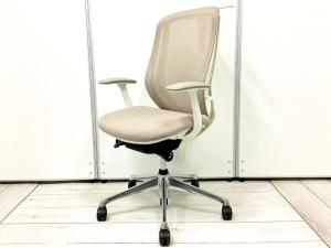 【フレーム日焼け有】【肘有(固定肘/デザインアーム)/コートハンガー有】ワークチェア アームレスト付 ブラックボディ オススメ(おすすめ) 大人気 ・Okamura/オカムラ ・Sylphy/シルフィー ※横浜本店撮影画像※