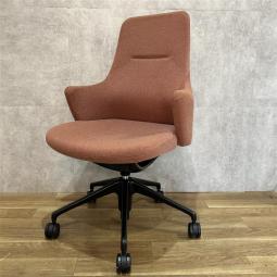 【西】オカムラ製　ライブス　ミーティングチェア【チェア】【椅子】【イス】【事務椅子】【デスク】【机】【書庫】【書棚】【棚】【ラック】【収納】【格安】【安い】【メーカー】【レイアウト変更】【模様替え】