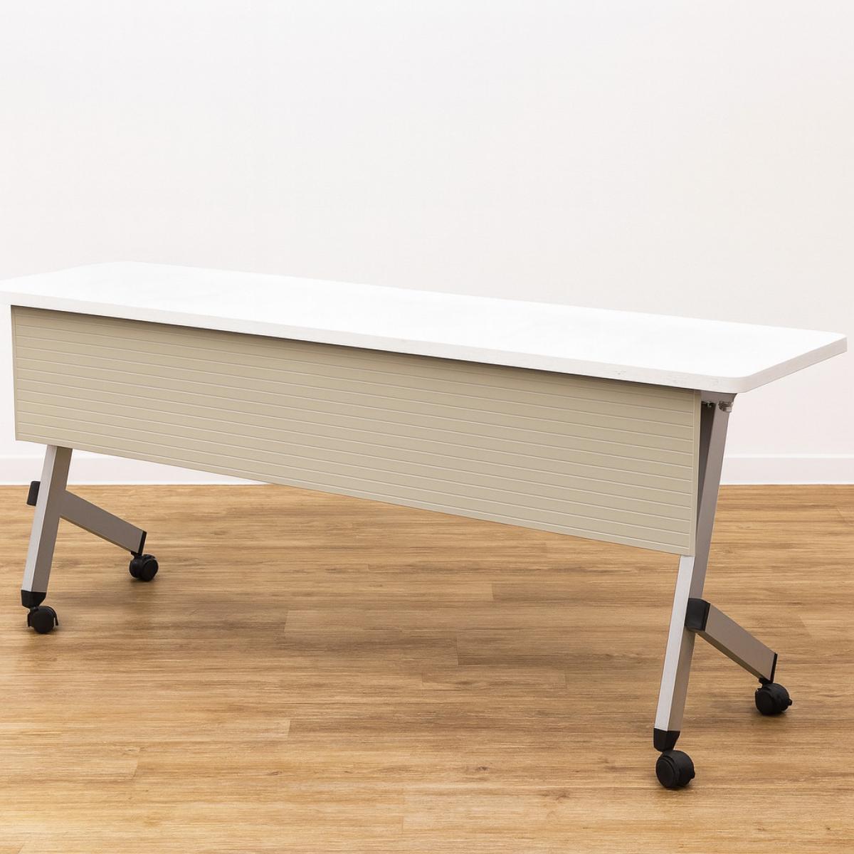 【先行予約品】【関東大量入荷予定】2名での利用におすすめ！横幅1500ｍｍ（奥行450ｍｍ）Platte（プラッテ）テーブル※天板ホワイト色仕様◆内田洋行製【関東倉庫在庫品】【弊社使用欄：】
                        プラッテ
                                    中古
            