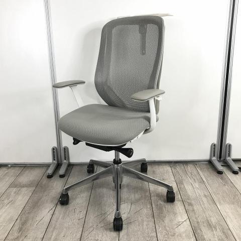 【中古】シルフィーメッシュ C646BW-FMR3 オカムラ（okamura） 肘付ハイバックチェア