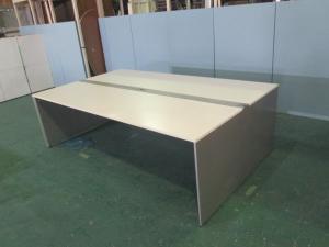 【在庫入替セールのため特価】◆イトーキ/インターリンク　フリーアドレス　デスク　4人　格安　家具　リユース　九州最大級《オフィスバスターズ福岡博多店は、福岡を拠点として、日本全国へ中古オフィス用品・オフィス家具を提供しております》