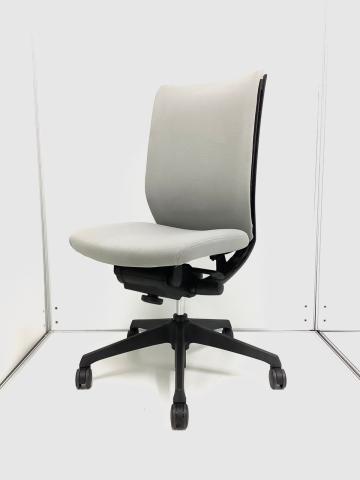 【中古】ヴィスコンテチェア CW76ZA FBA3 オカムラ（okamura） 肘無ローバックチェア