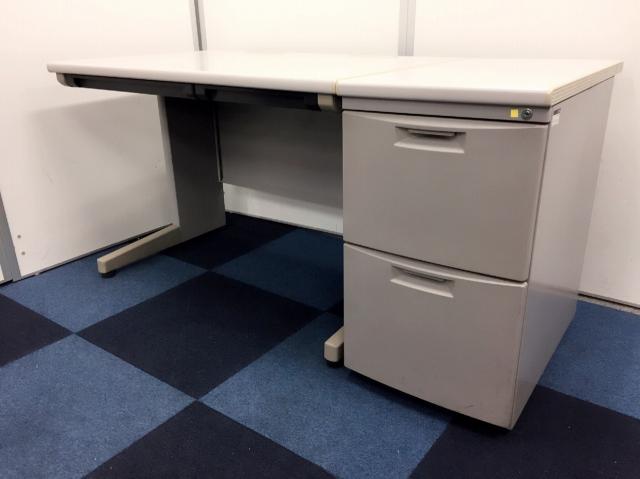 【中古】CZデスク  イトーキ（ITOKI） 片袖机