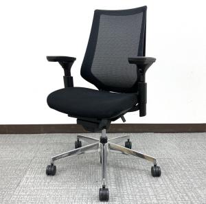 スタイリッシュで人気の高いシリーズ！ブラック×メッシュの大好評仕様！座り心地抜群のオフィスシーティング！
■コクヨ/デュオラ/ブラック