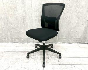 【在庫入替セール品】【価格と機能のバランスが取れたベストセラーモデル！シンプルなメッシュチェア！】■イトーキ（ITOKI）製　サリダチェア（SALIDA）　YL-5タイプ　肘無ローバック　■背面メッシュ　■ランバー付　■ブラック　【弊社使用欄：A01028611】【KN】