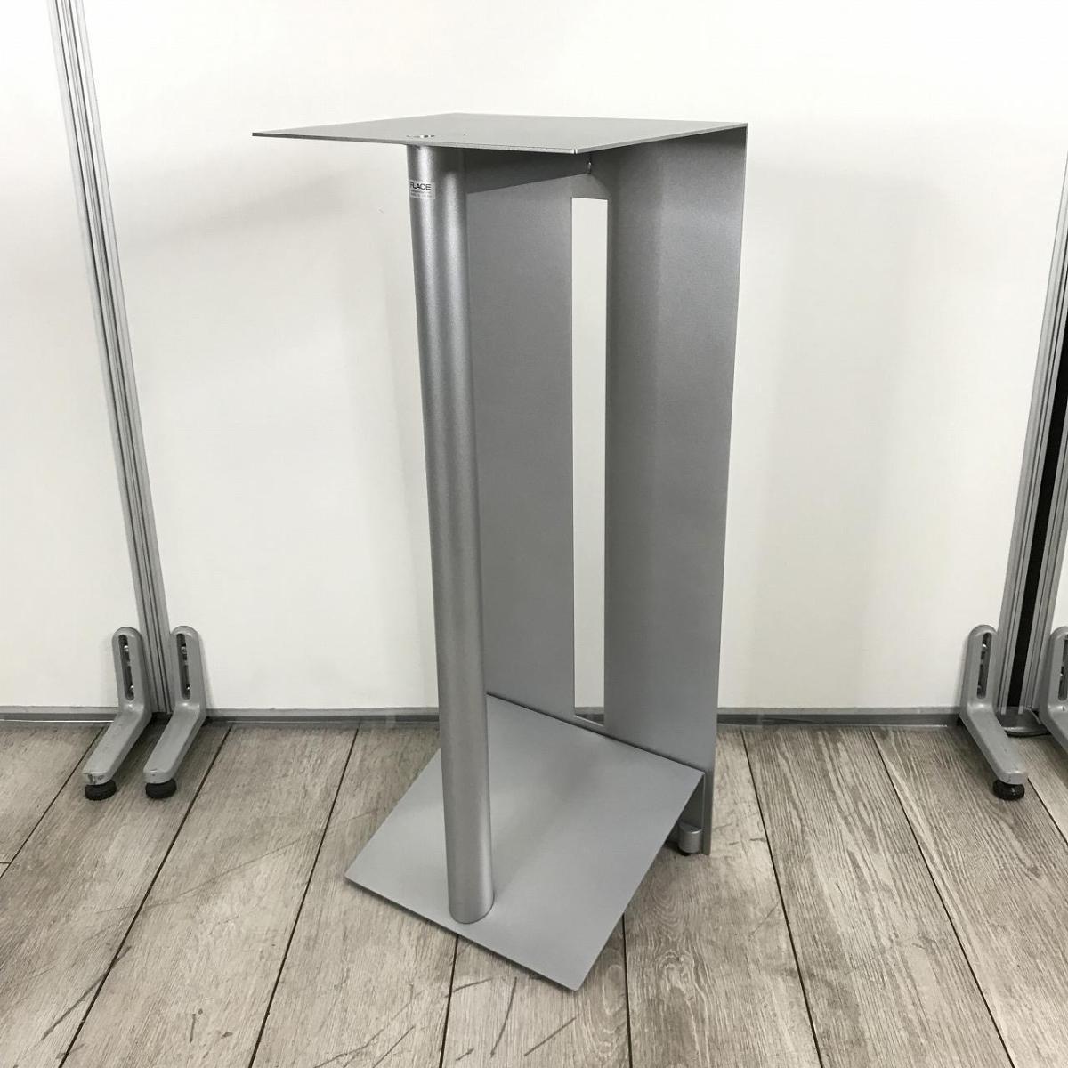 【1台限定】【受付スペースに必需品の電話台！】■フレイス（FLACE）　ダイススティール（DICE-ST）　電話台　テレホンスタンド　W350×D300×H850㎜　■シルバー　オフィスバスターズ　梅田本店
                        その他シリーズ
                                    中古
            