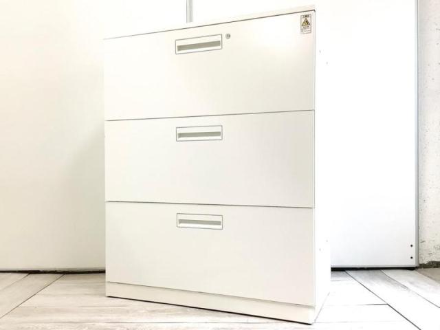 A4書類が大量に収納可能！天板付きの3段ラテラルキャビネット！ ■コクヨ/エディア/ホワイト　【弊社使用欄：A01036502】【KN】