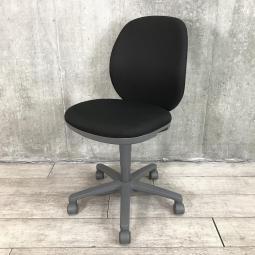 【関東倉庫在庫品】【シンプルな作りで頑丈！コスパも抜群のオフィスチェア！】■コクヨ（KOKUYO）　メディックス2　肘無し　ローバックチェア　■ブラック 【弊社使用欄：A01004325】【ECBMC】