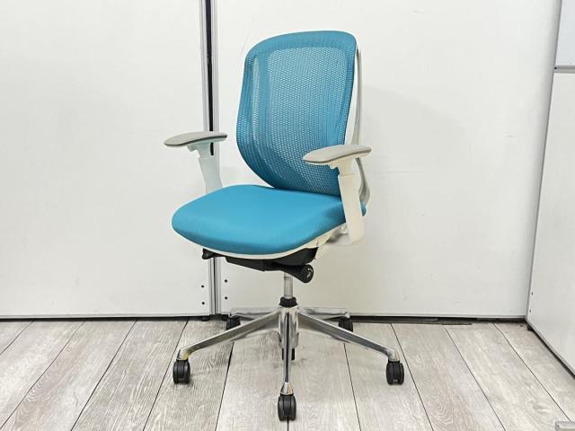 【中古】シルフィーメッシュ C681BW FMP6 オカムラ（okamura） 肘付ローバックチェア