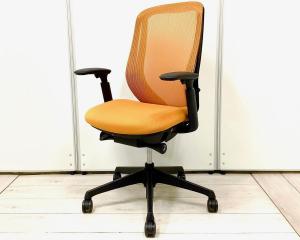 【肘有（可動肘/アジャストアーム）/コートハンガー無】ワークチェア  アームレスト付 ブラックボディ オススメ(おすすめ) 大人気 ・Okamura/オカムラ ・Sylphy/シルフィー ※横浜本店撮影画像※