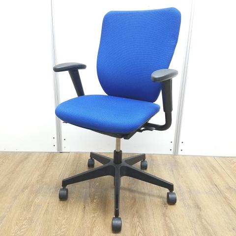 【中古】プラオチェア  イトーキ（ITOKI） 肘付ハイバックチェア