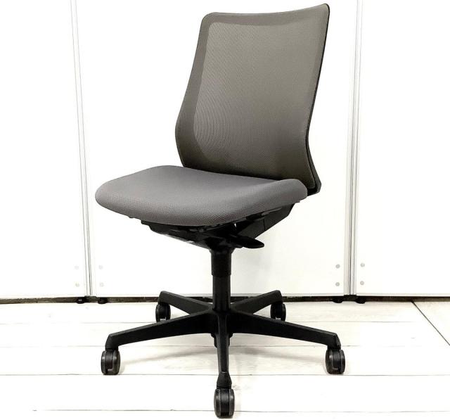 【中古】フルーエントチェア CB31ZR-FKA2 オカムラ（okamura） 肘無ローバックチェア