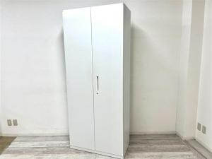 【定価約13万円】【奥行500㎜サイズ！A4ファイルも沢山収納可能！両開き書庫入荷！】■内田洋行/HSシリーズ　■ハイキャビネット　■両開き　■ホワイト　■奥行500㎜