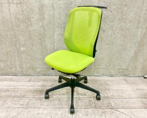 【前傾チルト機能付き】【オカムラ製品で最も人気を集める高機能メッシュチェア!】■オカムラ(okamura)製 シルフィ(Sylphy)チェア 肘無し ハイバック 背面メッシュ ■ライムグリーン×ブラックシェル ※肘付チェアのご案内も可能でございます。