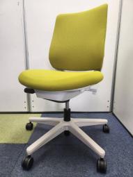 【テレワークにも最適！快適な座り心地と充実機能！】■コクヨ（KOKUYO）製　ミトラ（Mitra）チェア　　背面座面クッション　肘無し　グリーン