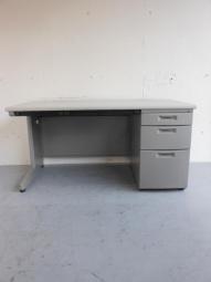 ■片袖机【W1400mmサイズ】　■イトーキ（ITOKI）　■CZシリーズ