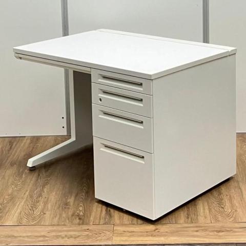 【中古】アドバンス  オカムラ（okamura） 片袖机