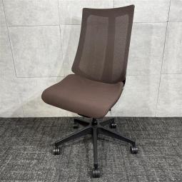 【肘装着部のカバーなしのため特価☆落ち着いたブラウンカラー★】イトーキ　アクト　ハイバック　メッシュ　ブラウン　肘無　腰痛対策　在宅　リモート　中古　福岡　博多　天神　九州最大級《オフィスバスターズ福岡博多店は、福岡を拠点として、日本全国へ中古オフィス用品・オフィス家具を提供しております》