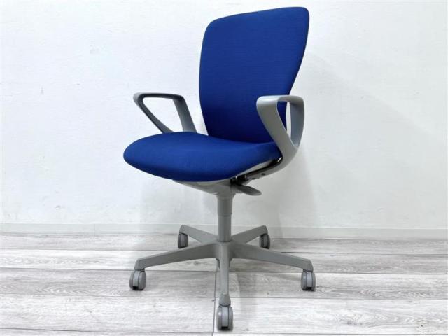 【中古】スラート  オカムラ（okamura） 肘付ハイバックチェア